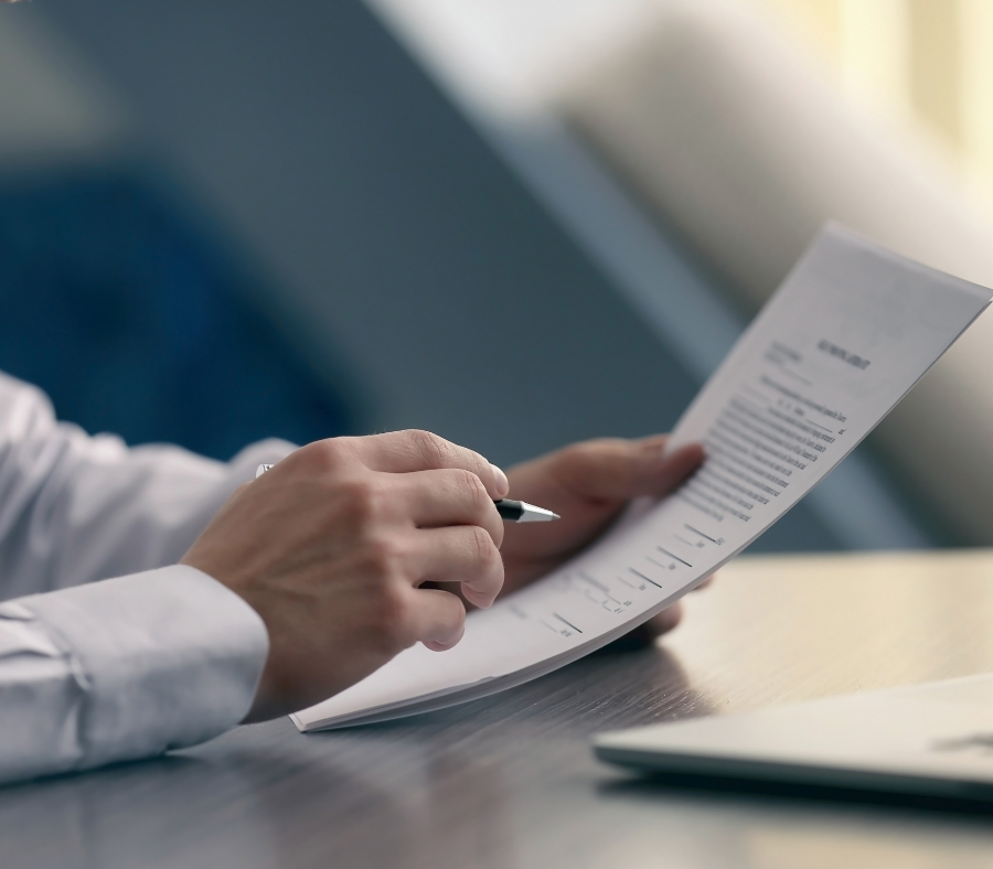 Przegląd Umów B2B – Pakiet BEZPIECZNA FIRMA